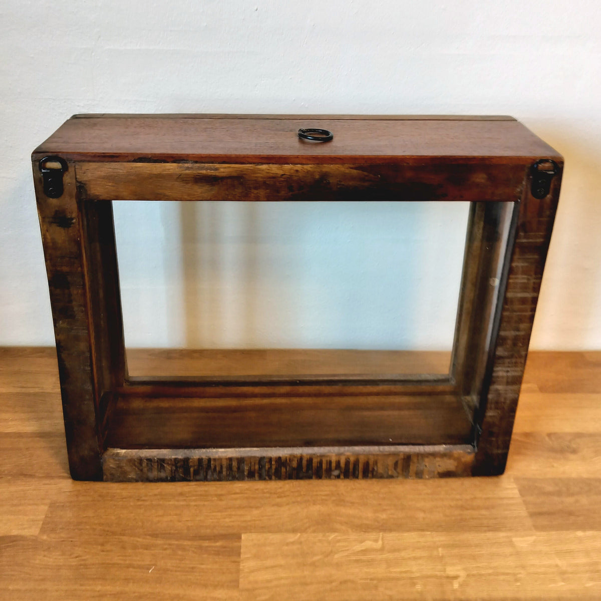 Montre af træ og glas L 38,5 x D 12 x H 30,5 cm